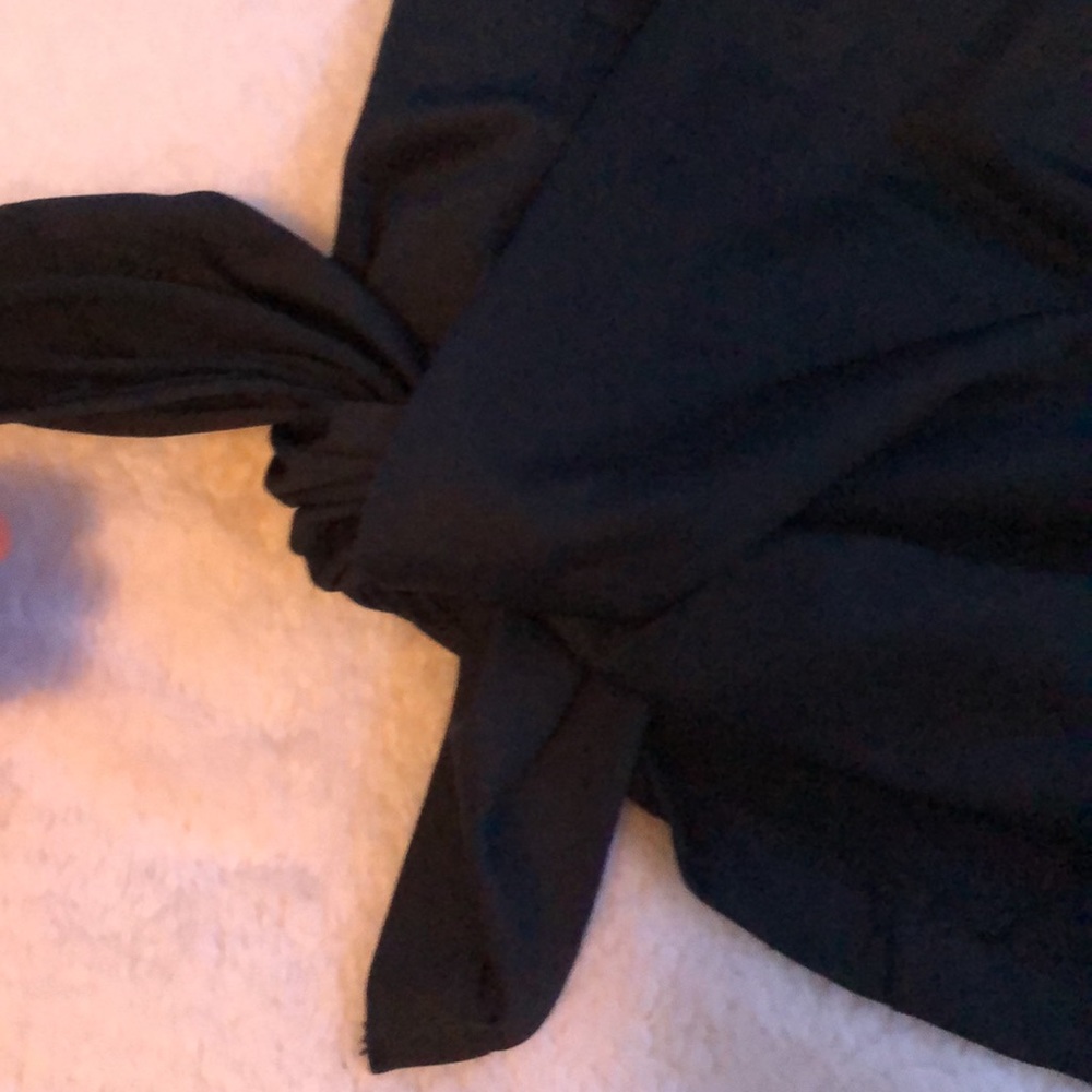 Adidas Side Tie Workout top - Picture 4 of 6
